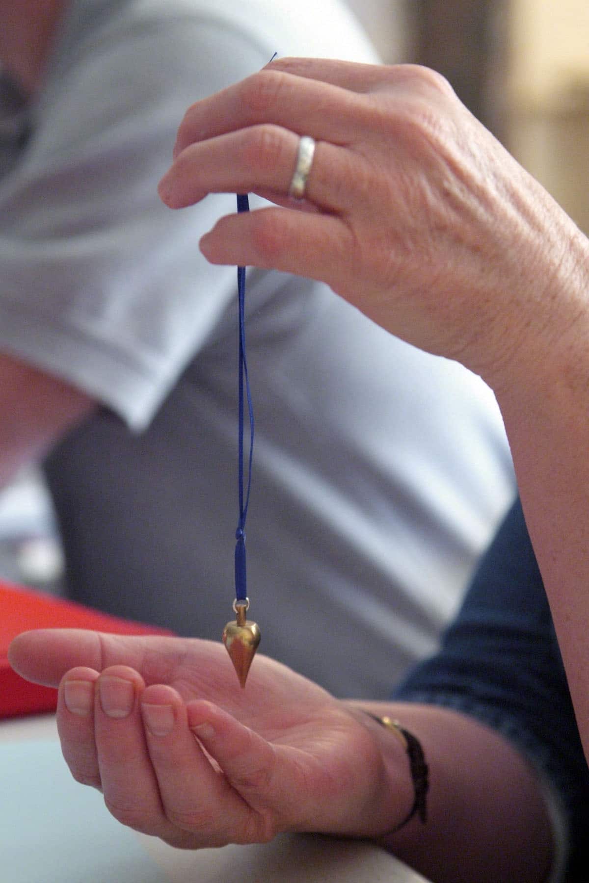 Dowsing to communicate with your pets!