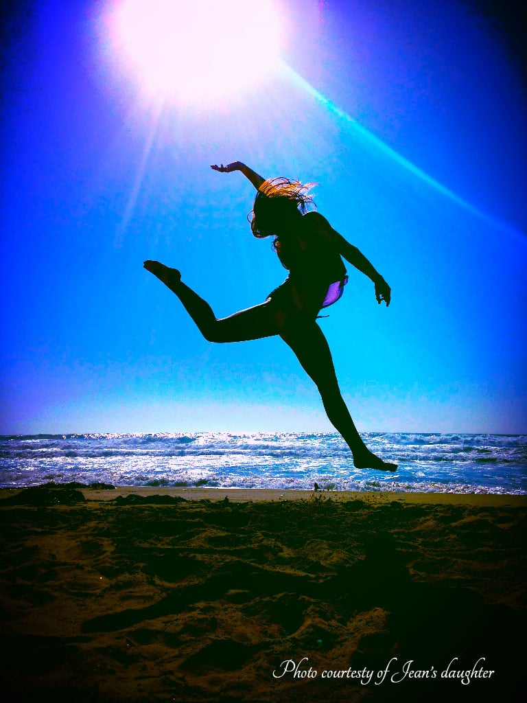 Hiring-the-heavens-picture-on-beach